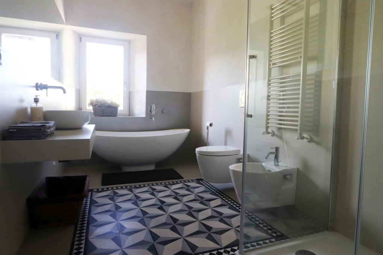 B&B Tricudai Agliano Terme Exterior photo