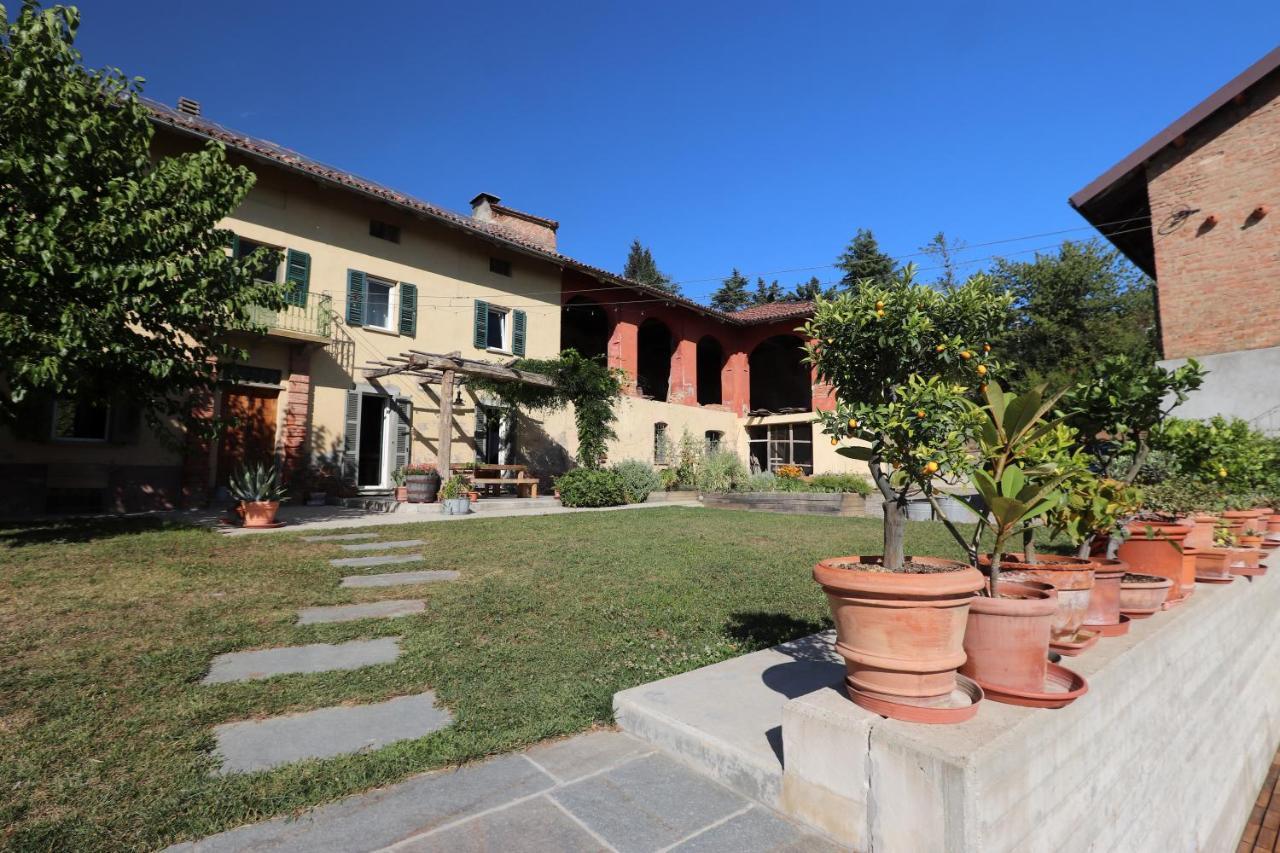 B&B Tricudai Agliano Terme Exterior photo