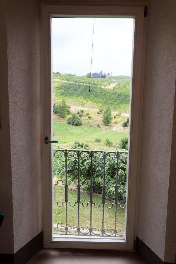 B&B Tricudai Agliano Terme Exterior photo